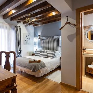 Habitación con Cama Queen
